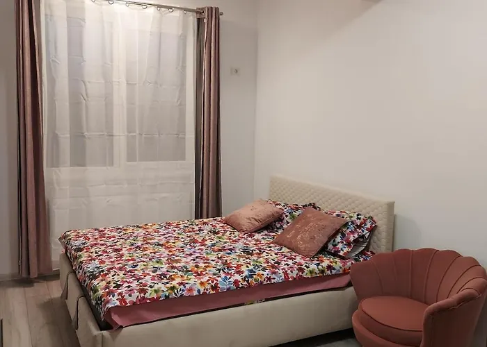 Mika's Pearl Bukareszt